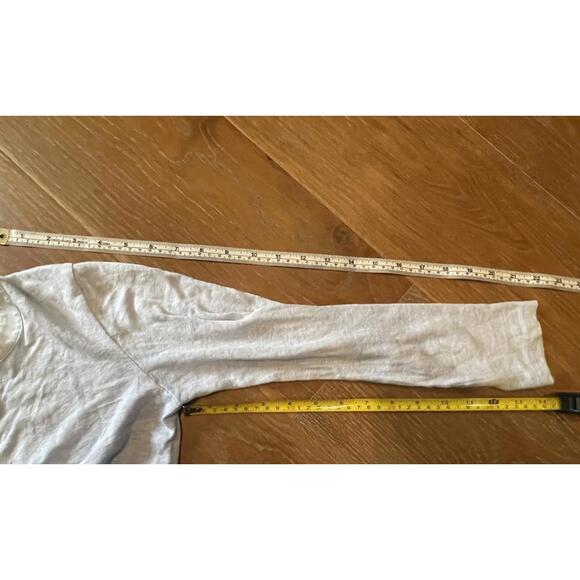 Sandro Paris Light Gray Long Sleeve V-Neck Top Size 1 - Picture 5 of 9